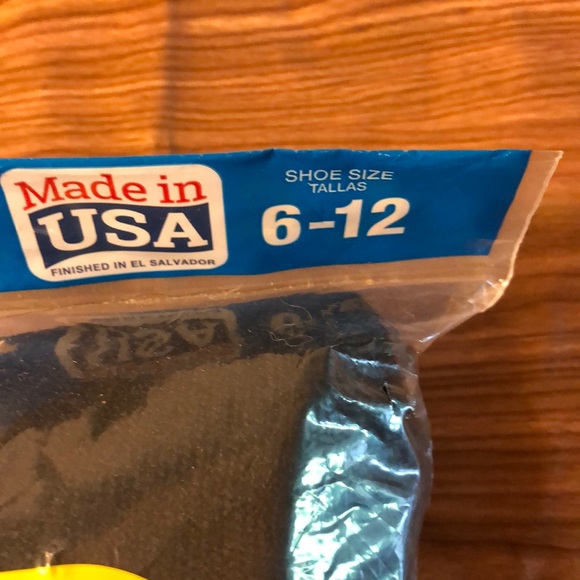 Hanes 6 pack socks black - Picture 2 of 3